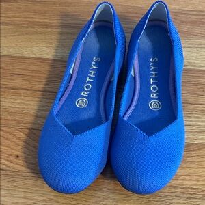 Rothy's Vibrant Blue Flats  size 8
